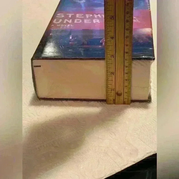 Stephen King Brand New Under The  Dome Hardcover Book Viking Books - Picture 3 of 9